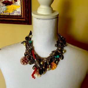 Gorgeous statement necklace